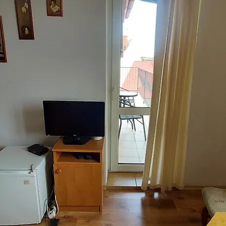 Konukevi Lazur *